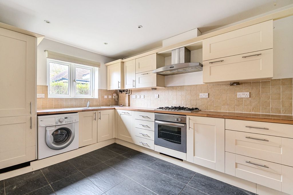 Property photo 3 of 19 Picture No. 30