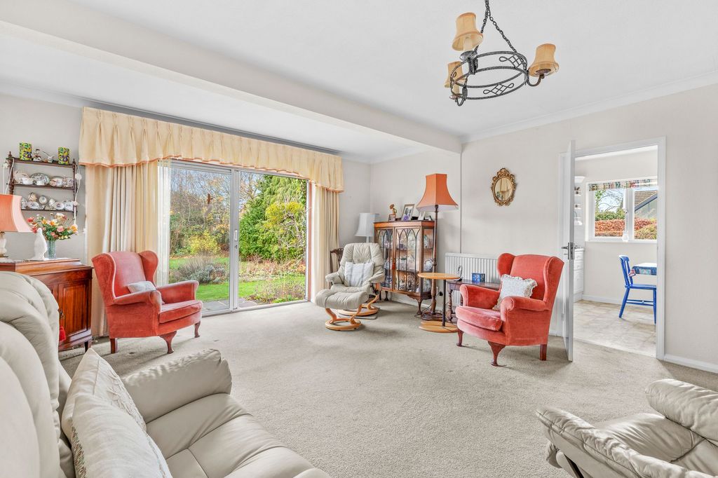 Property photo 2 of 13