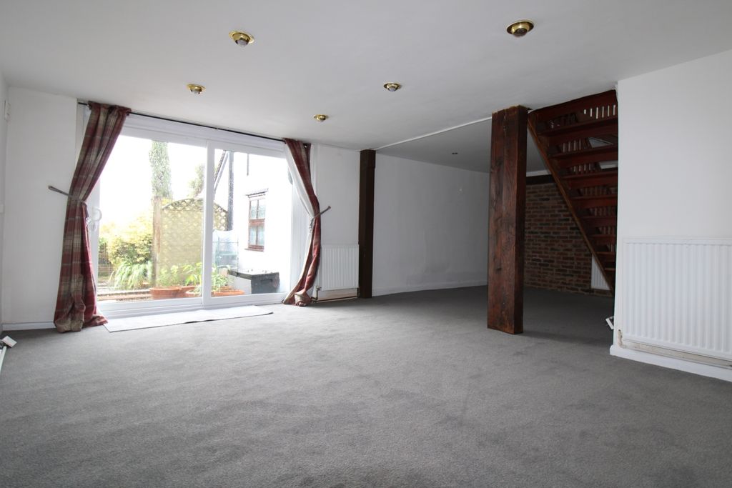 Property photo 3 of 11 Img_3209
