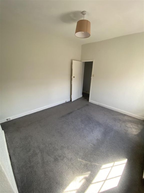 Property photo 3 of 17 Bedroom 1