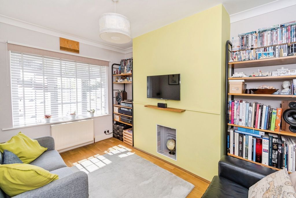 Property photo 2 of 17 Pbox-Img.Jpg