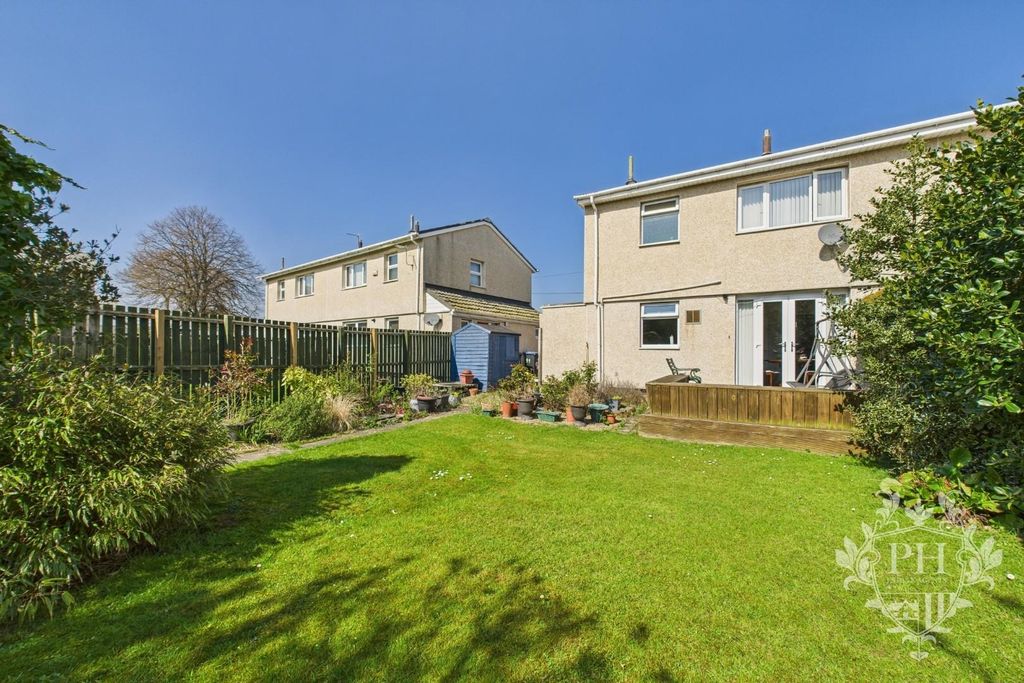 Property photo 2 of 12 Cam02002G0-Pr0125-Still009.Jpg