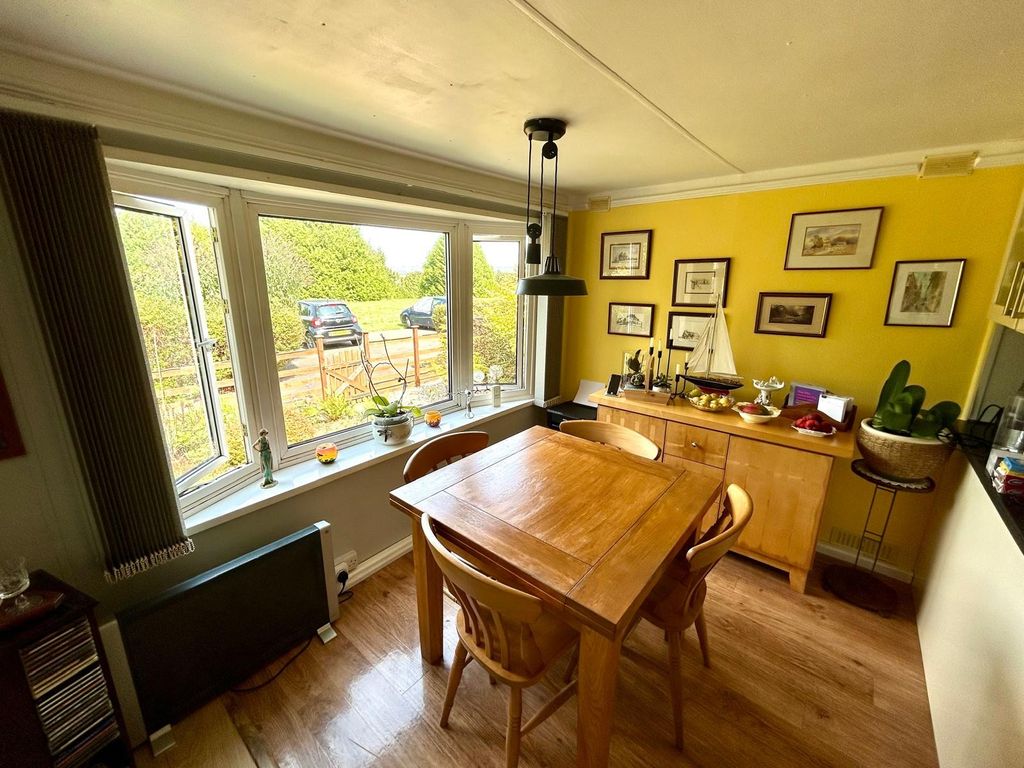 Property photo 3 of 17 Photo 15