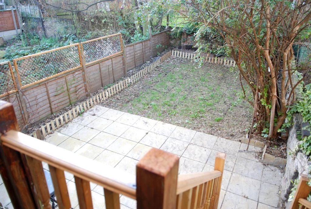 Property photo 3 of 7