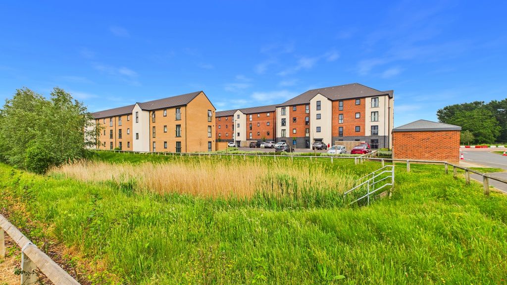 2 bed flat for saleFoxglove Way Balby, Balby, Doncaster, South Yorkshire DN4