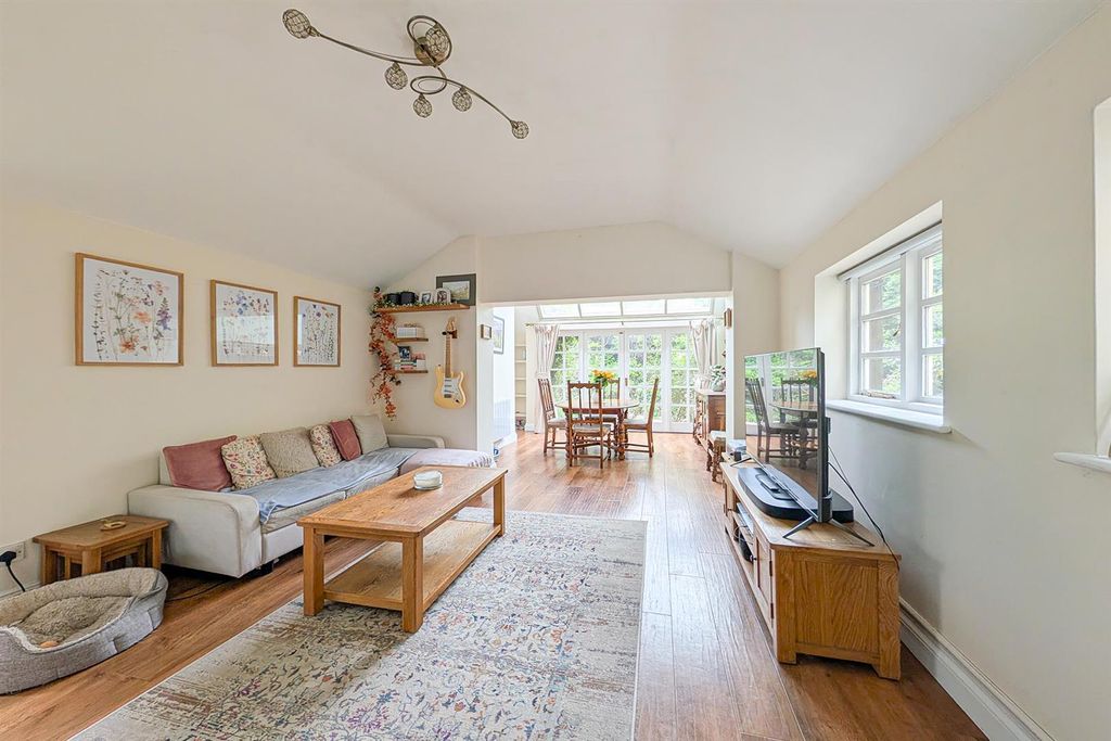 Property photo 2 of 21 Lr2.Jpg