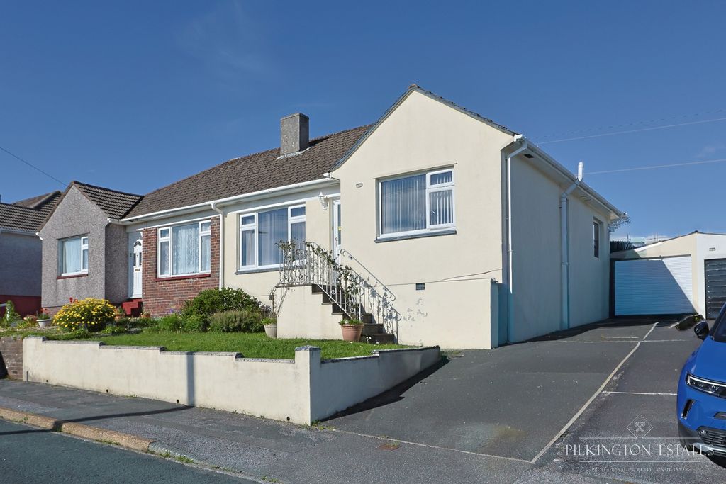 Property photo 1 of 9 4976431