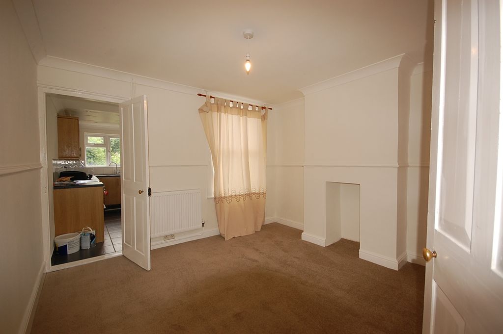 Property photo 3 of 8 Dinning Room