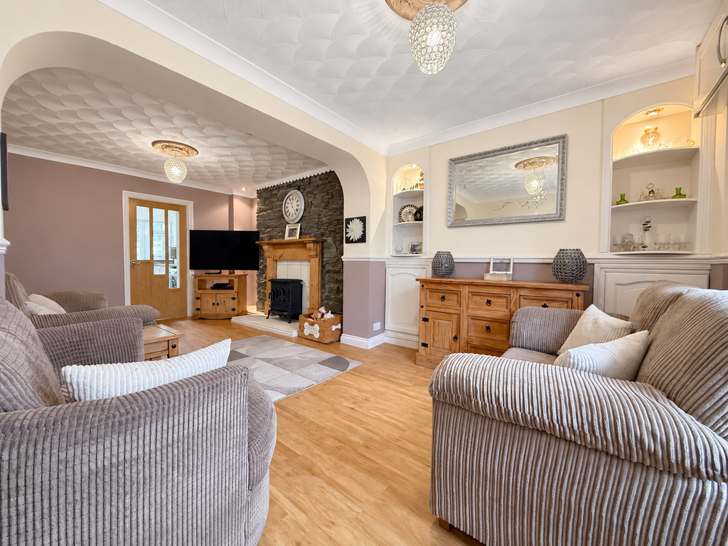 Property photo 2 of 21 75D6450E-D699-4010-Ab09-Ad88D4614E8F
