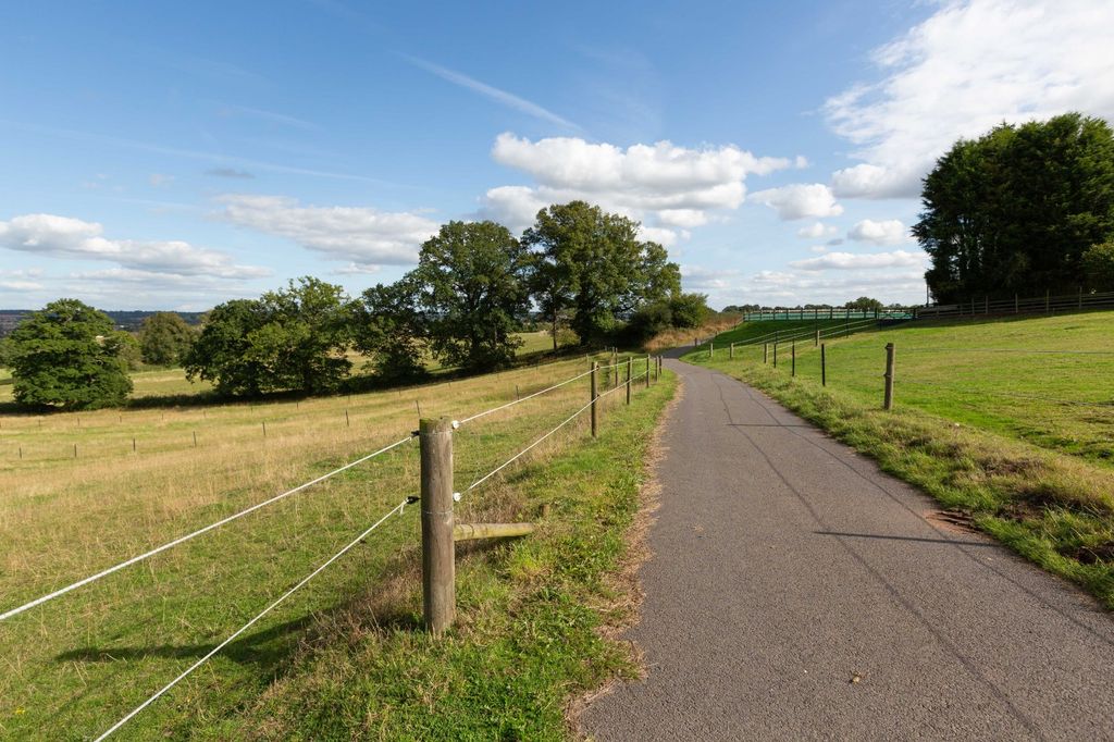 Additional image 6 of Land for saleDodford, Bromsgrove, Worcestershire B61