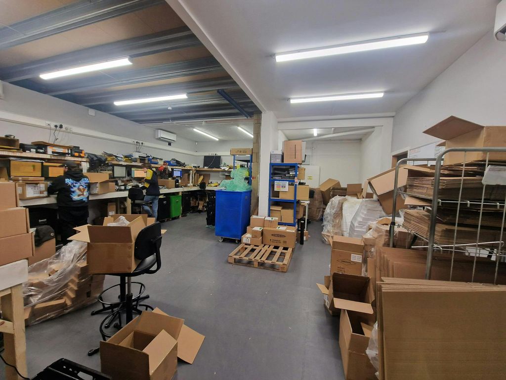 Property photo 2 of 7 20251118_161717 Unit 4.Jpg