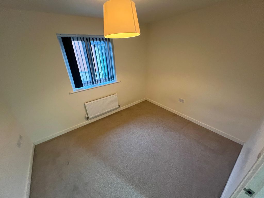Property photo 3 of 12 Image