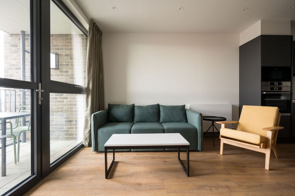 Property photo 1 of 21