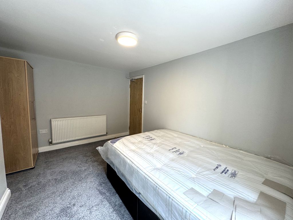 Property photo 3 of 11 Img_5736