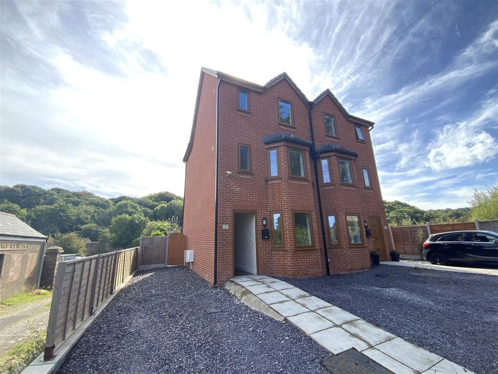 Property photo 1 of 12 Img_0863.Jpg