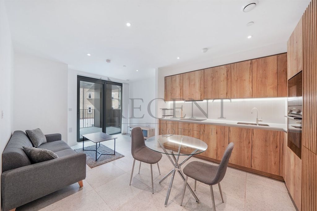 Property photo 1 of 19 (Main)