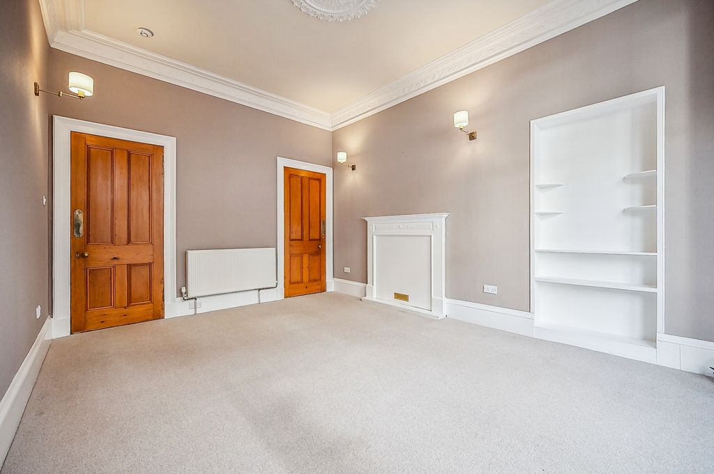 Property photo 3 of 14 3