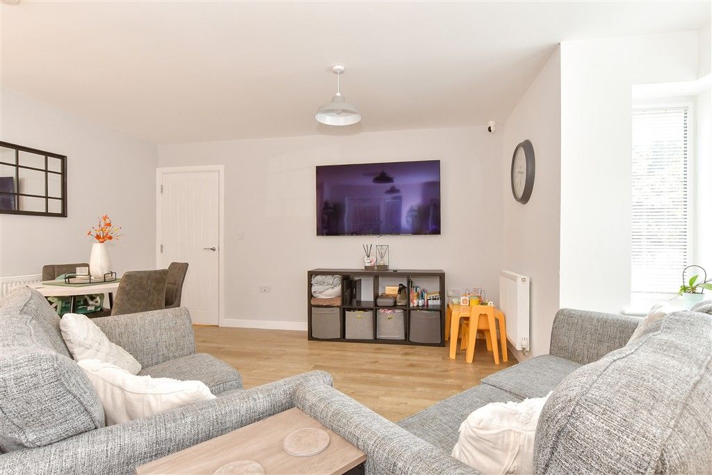 Property photo 3 of 9 Lounge/Kitchen/ Dining Area