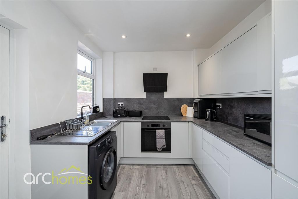 Property photo 3 of 20 Bickershaw-8.Jpg