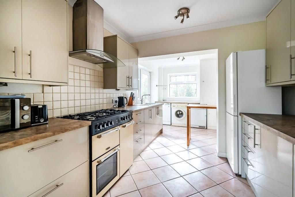 Property photo 3 of 20 Holmbury-32.Jpg