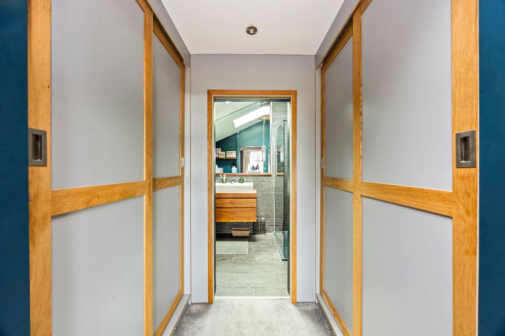 Additional image 19 of 5 bed semi-detached house for saleHaywards Road, Haywards Heath RH16