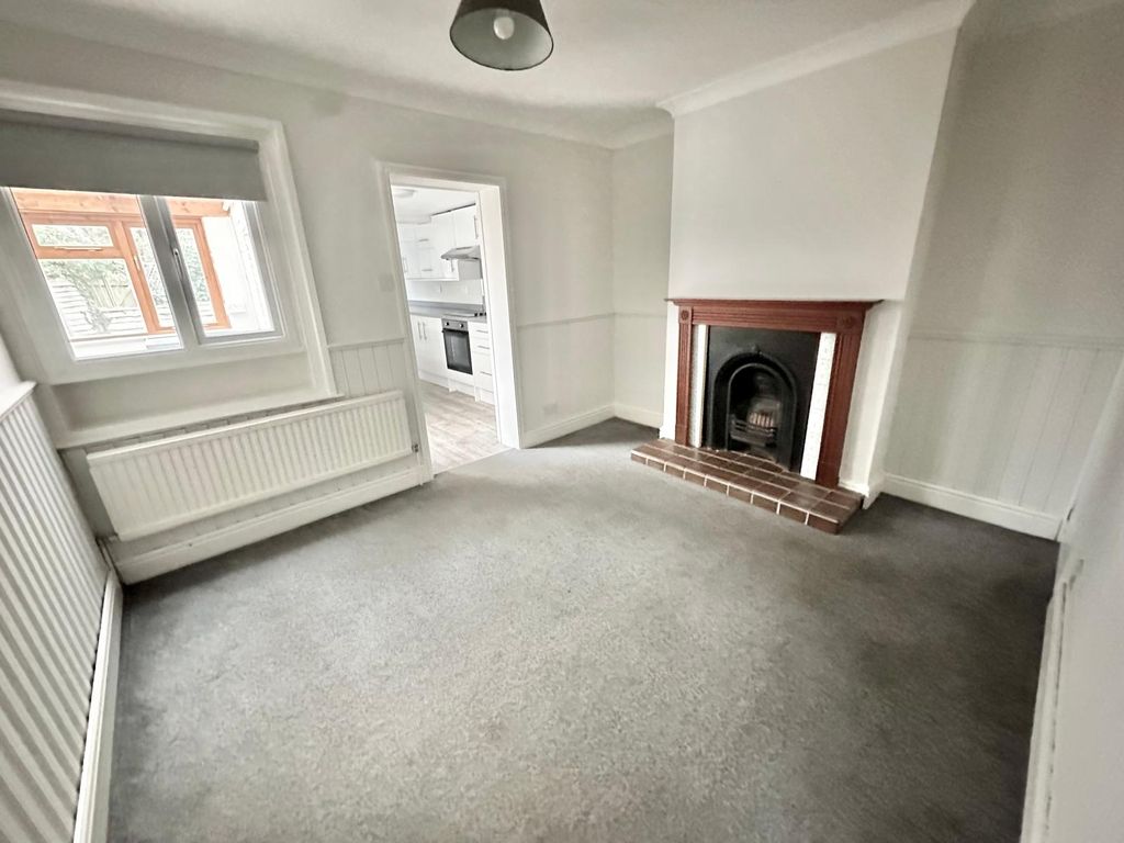 Property photo 2 of 13 Img-20251127-Wa0008