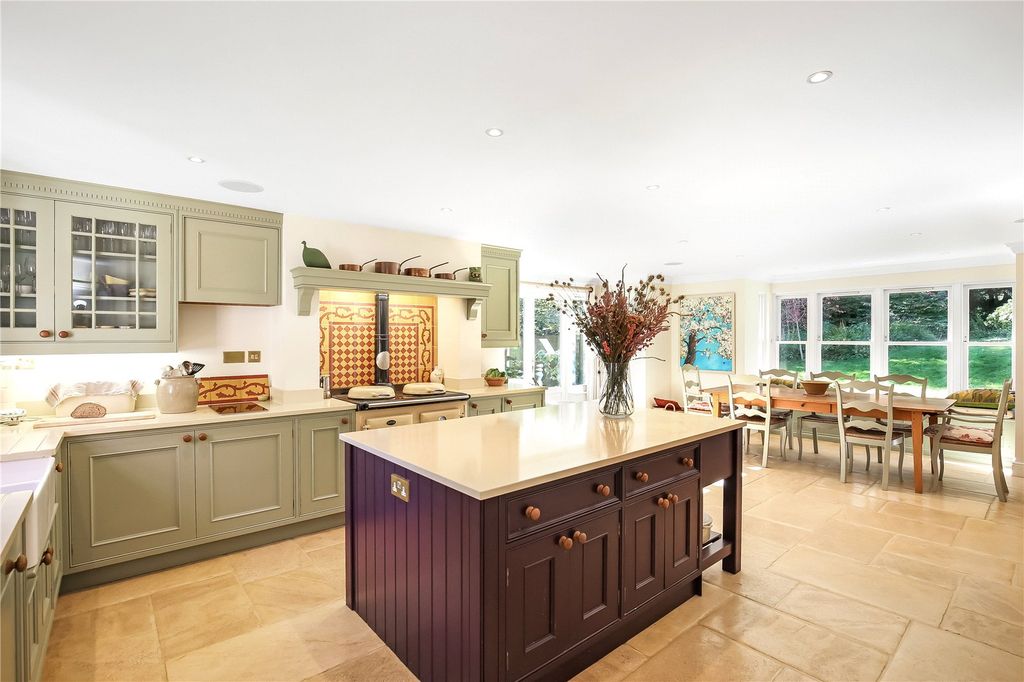 Property photo 2 of 16 Kitchen