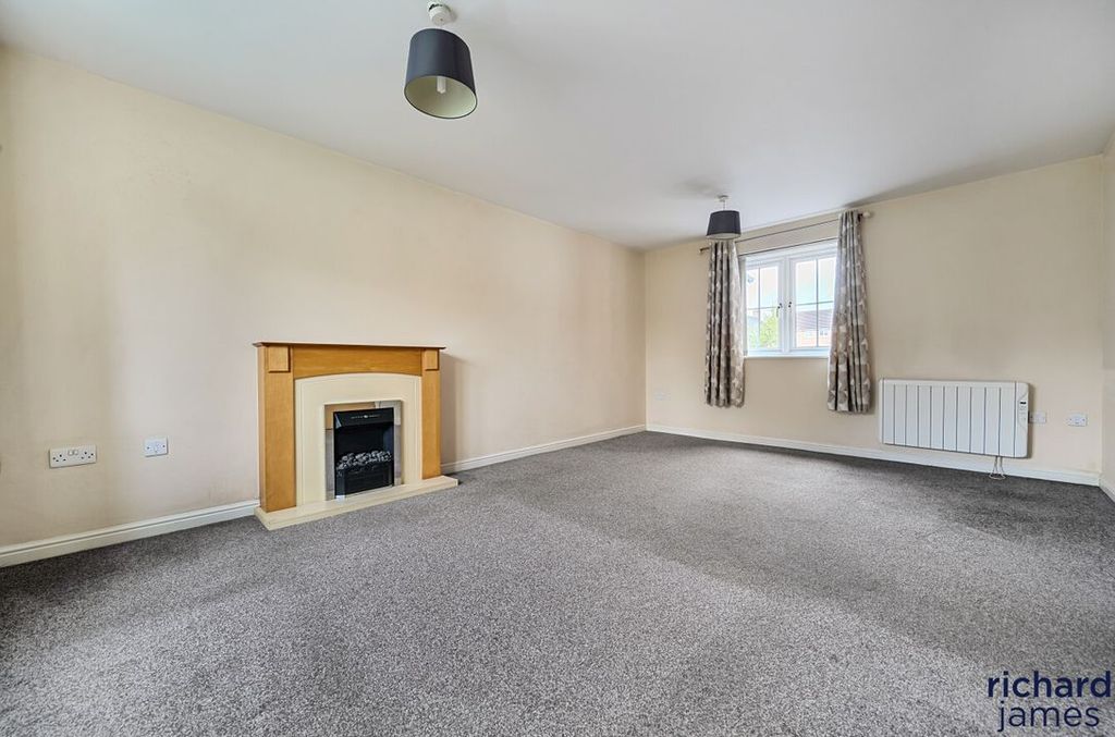 Property photo 3 of 13 65Eeb7d0d20A47d6Aafe94A4c5Cbf86A