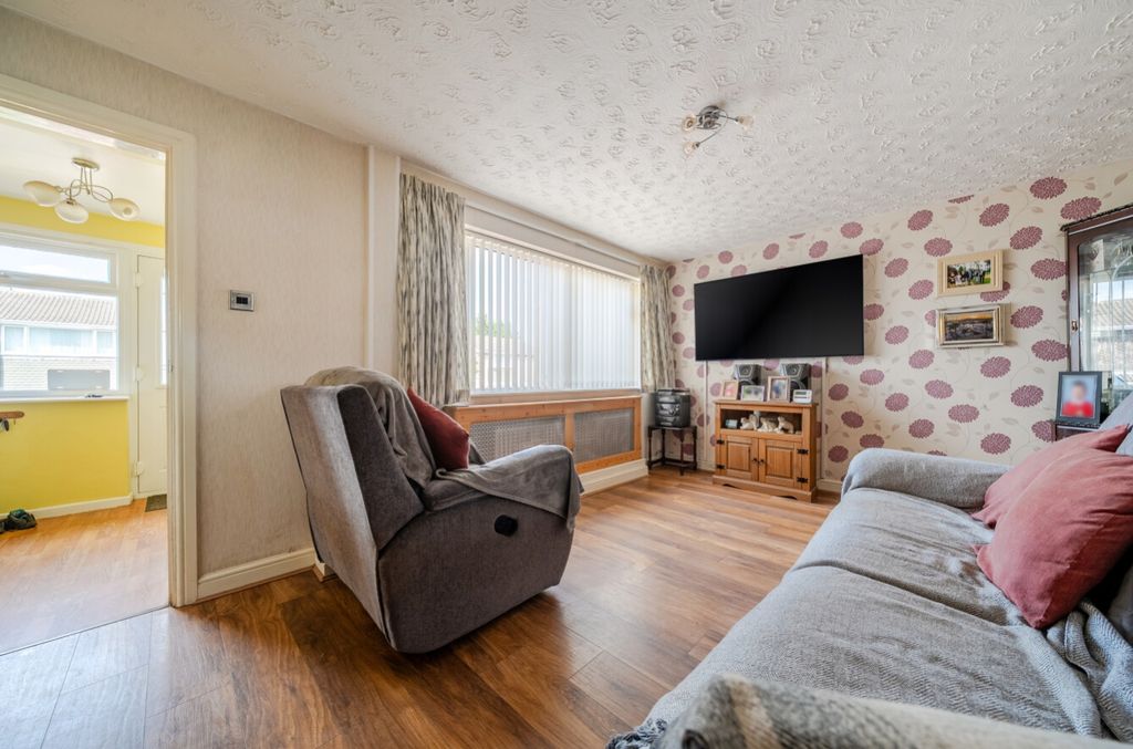 Property photo 2 of 18 1483185-16-6A3Ac8832A66E
