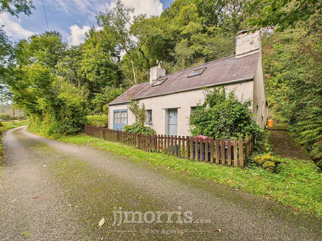 Property photo 1 of 30 Cam02122G0-Pr0375-Still022.Jpg