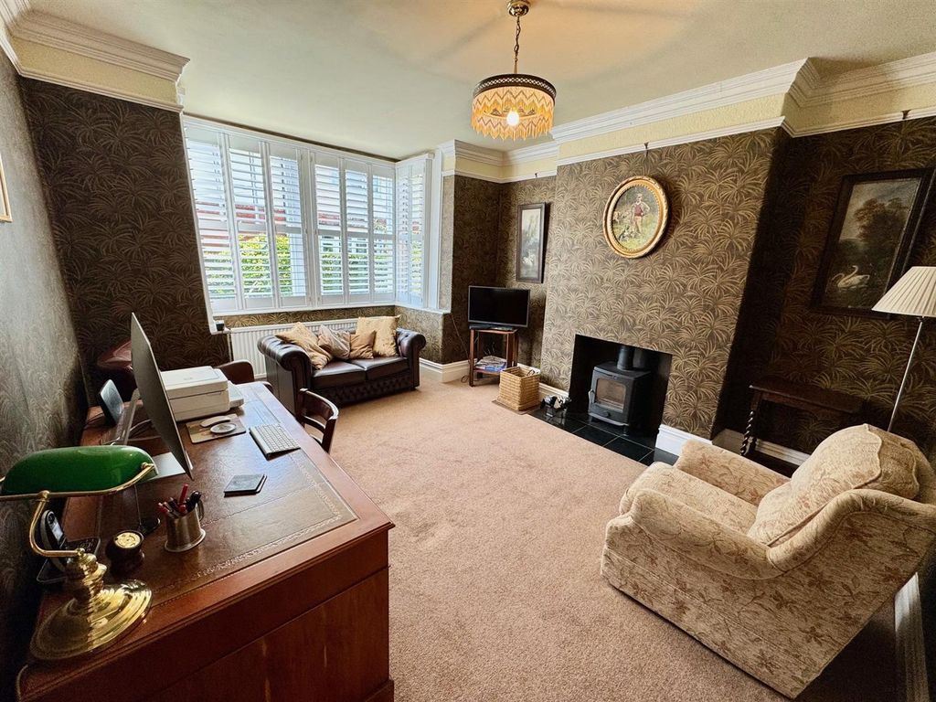 Property photo 3 of 35 Sitting Room.Jpg