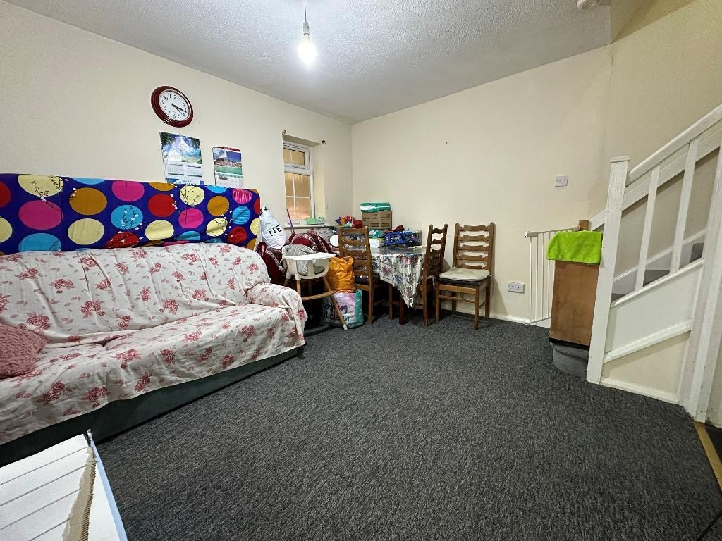 Property photo 2 of 6 Photo 2