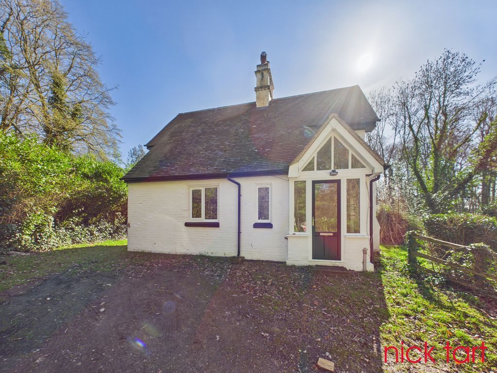 Property photo 1 of 13 Photo 13