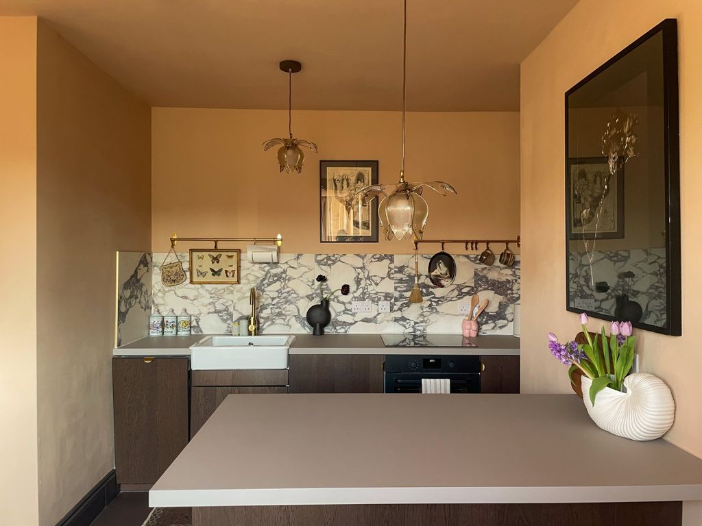 Property photo 2 of 12 Picture 2