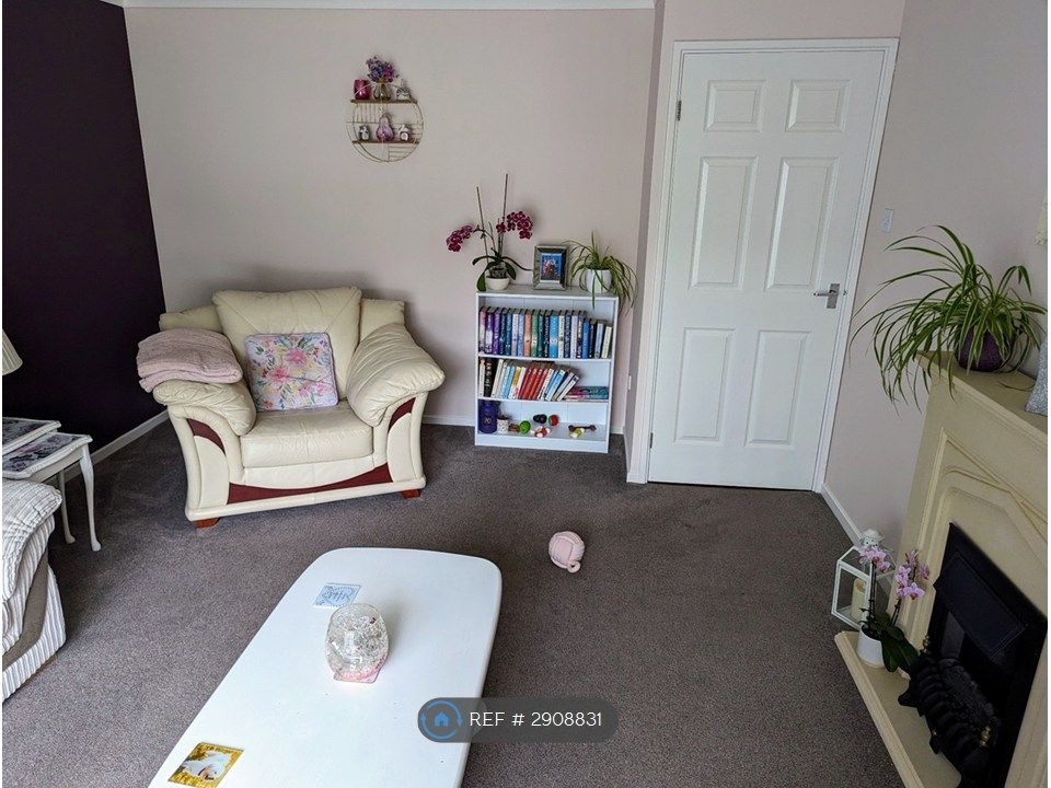 Property photo 3 of 11