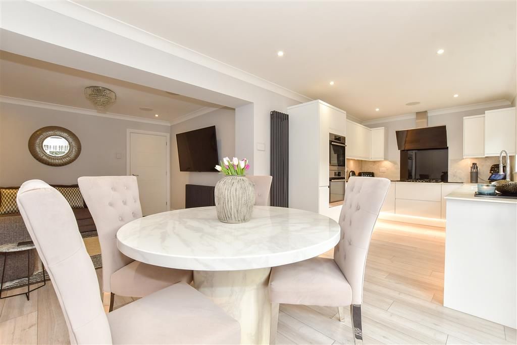 Property photo 1 of 14 Kitchen/Diner