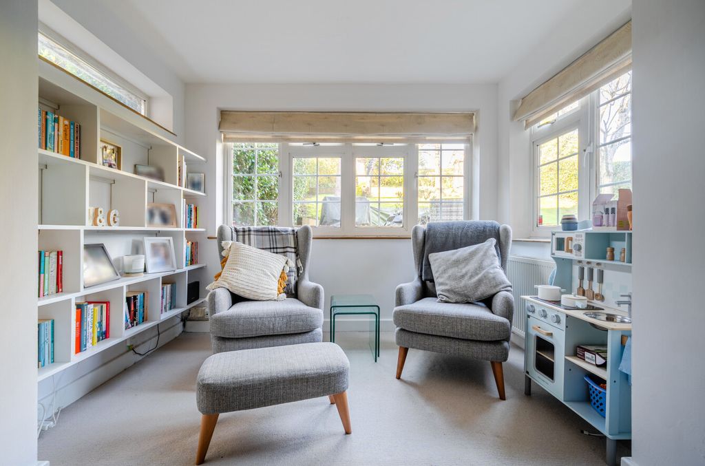 Property photo 3 of 25 1404589-2-69832Fe...