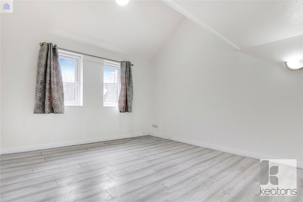 Property photo 2 of 12 Living Room