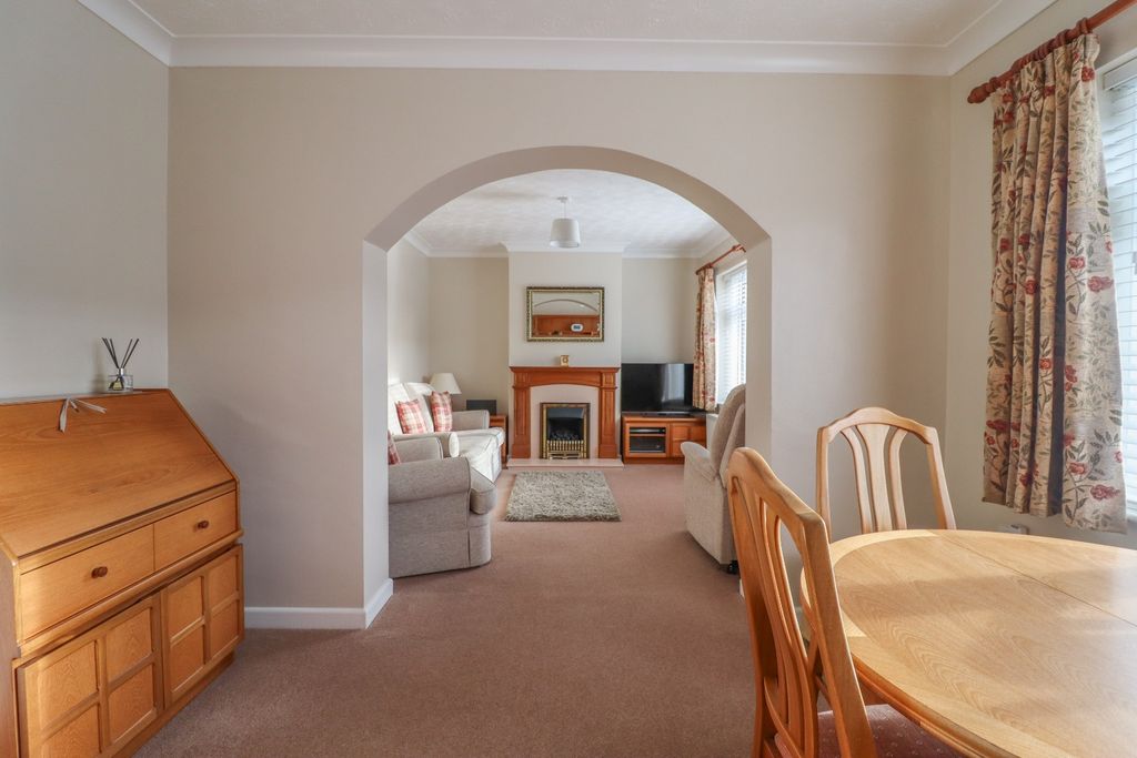 Property photo 2 of 20 4822701