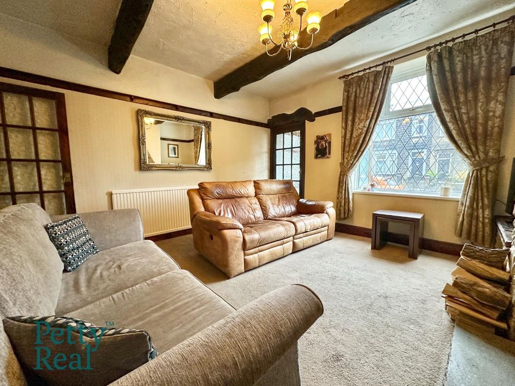 Property photo 2 of 13 6B65227D-Febc-4923-8949-8Ed152396286.Jpeg