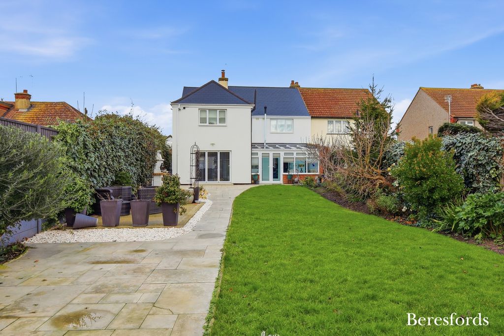 Property photo 1 of 31 Picture No. 33