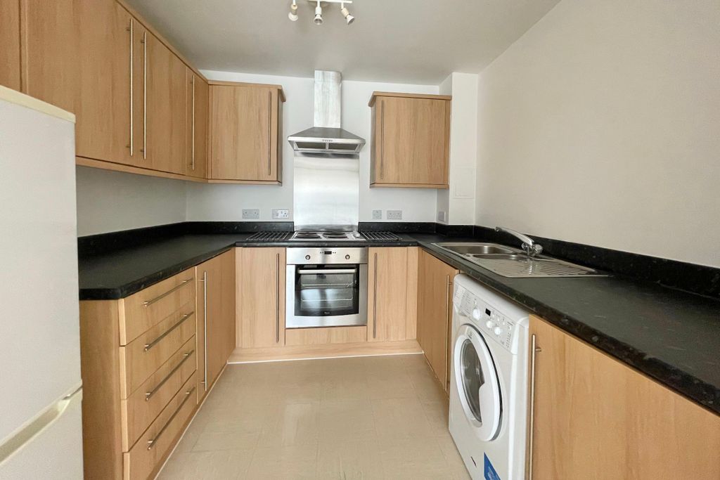 Property photo 2 of 7