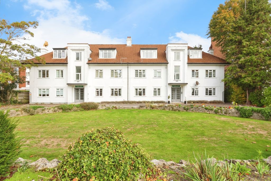 Property photo 1 of 17 Photo