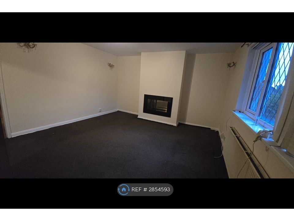Property photo 3 of 13 Living Room