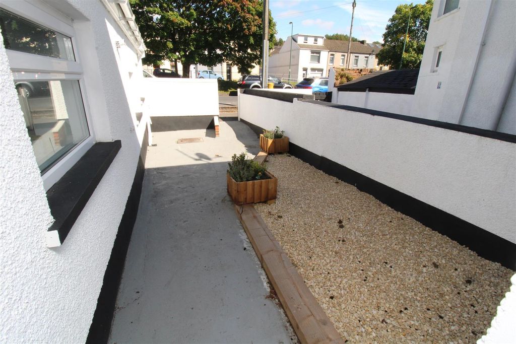 Property photo 2 of 26 Img_6395.Jpg