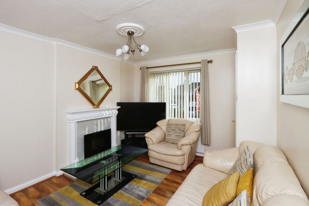 Property photo 2 of 17 Photography