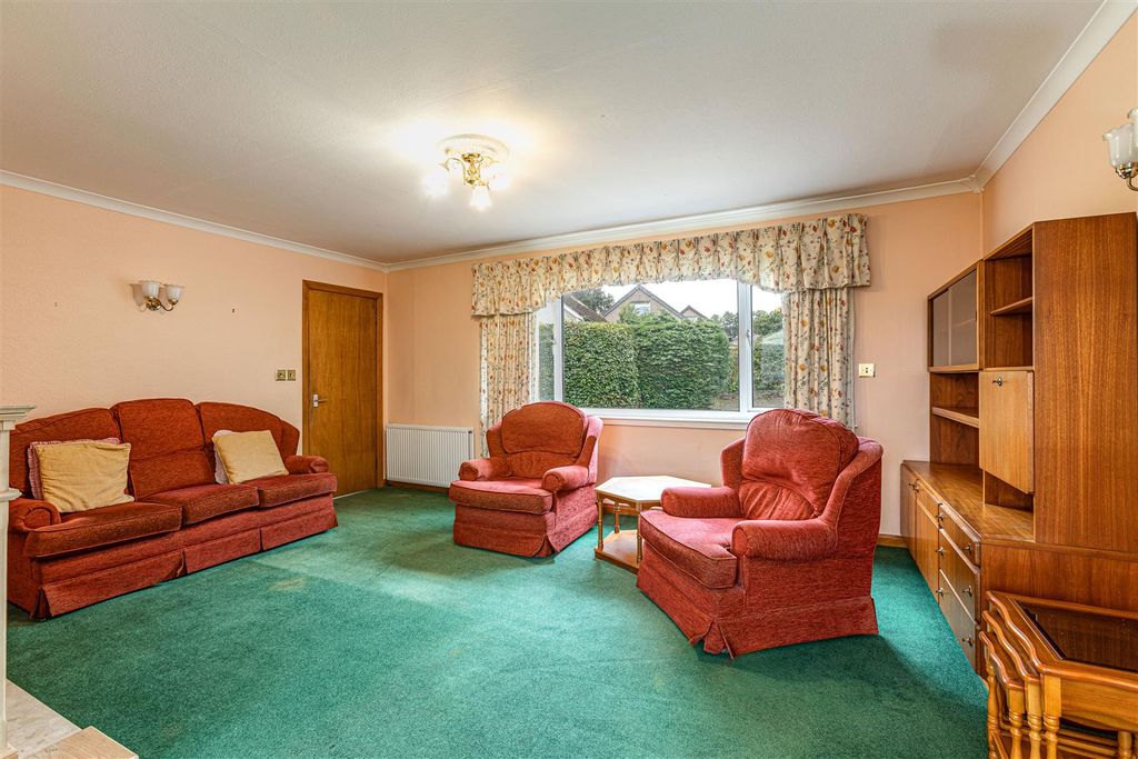 Property photo 2 of 25 4 Shawpark Drive Selkirk 11.Jpg