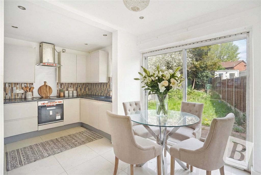 Property photo 2 of 14 Kitchen