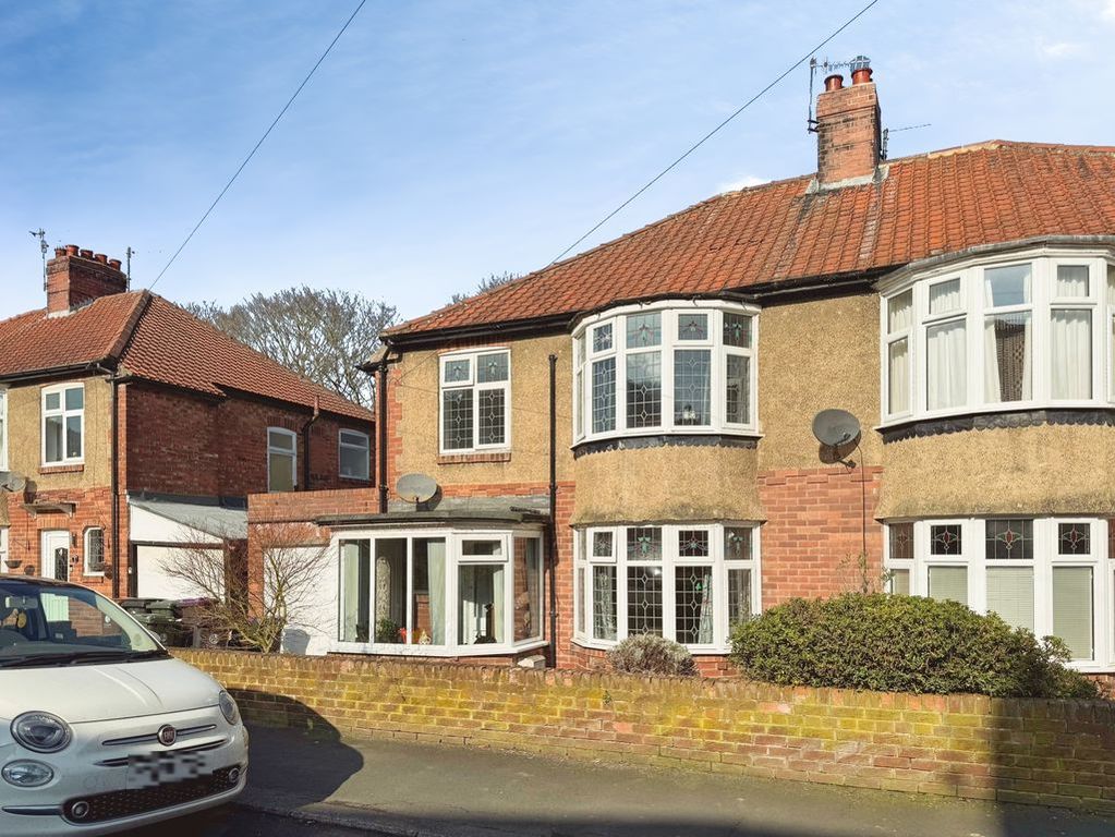 Property photo 1 of 13 Photo 8