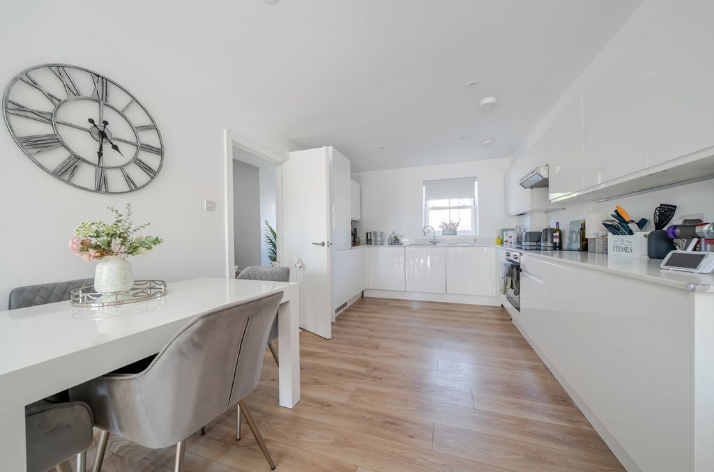 Property photo 3 of 23 1470282-20-6A3Ea6...